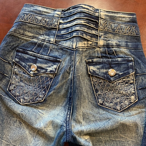 Diva Star - Picture 3 of 8